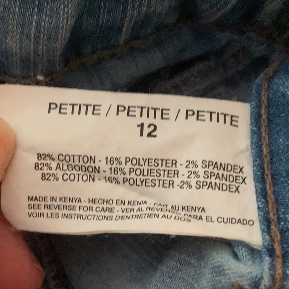 Gloria Vanderbilt Denim Shorts Size 12 Petite - Picture 4 of 7